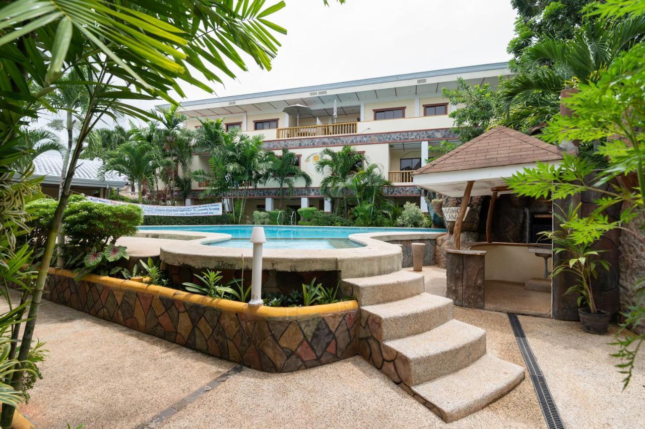 Alona Apartment