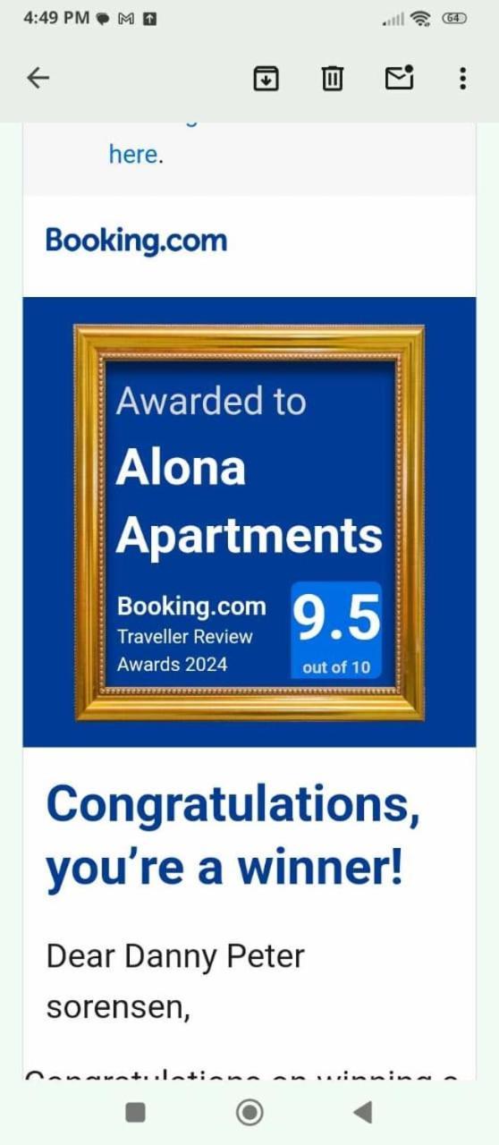Alona *